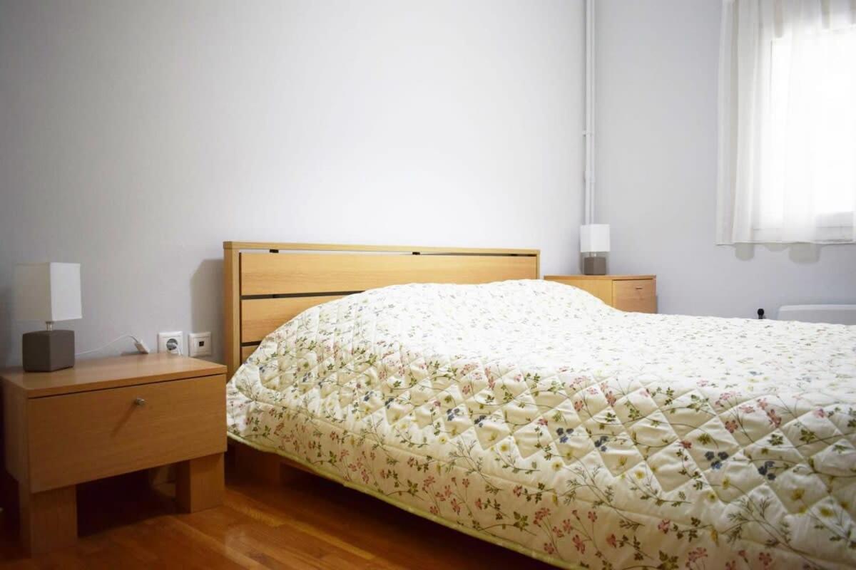 אתונה Stylish Apt In The Historic Heart Of The City מראה חיצוני תמונה